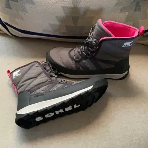 Sorel whitney II winter sport boots gray/pink NEW