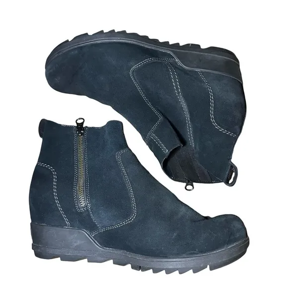 Sorel Women's Evie Bootie Size 9.5 Waterproof Black Suede Zip Wedge Ankle Boots