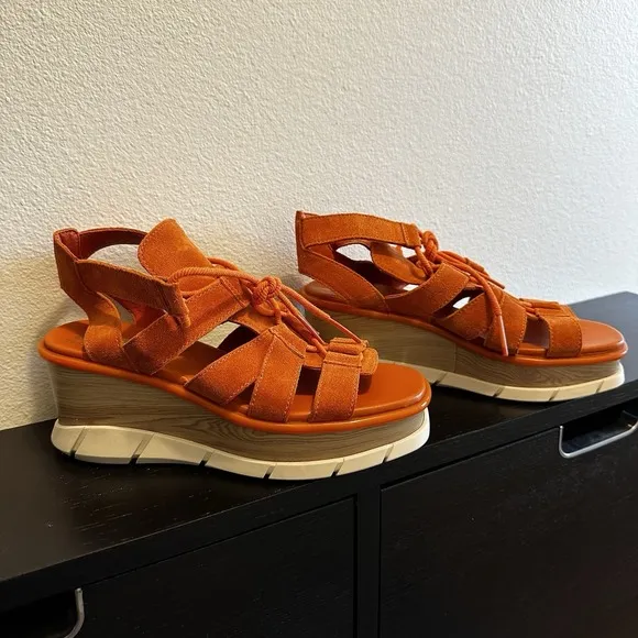 Sorel Womens Joanie III Lace Sandals Desert Sun/Chalk Size 8.5