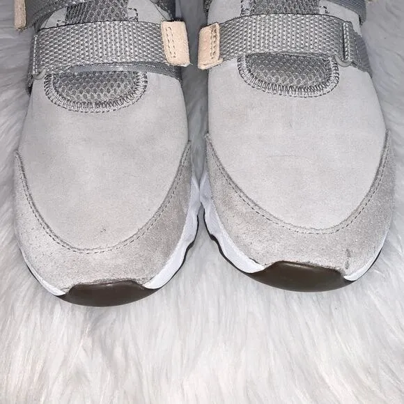 SOREL Women's Kinetic Lite Strap Sneakers NL3520 Gray