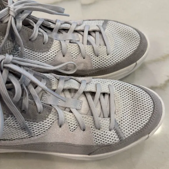 Sorel Women's Ona 503 Knit Mid Sneakers Size 8 Gray