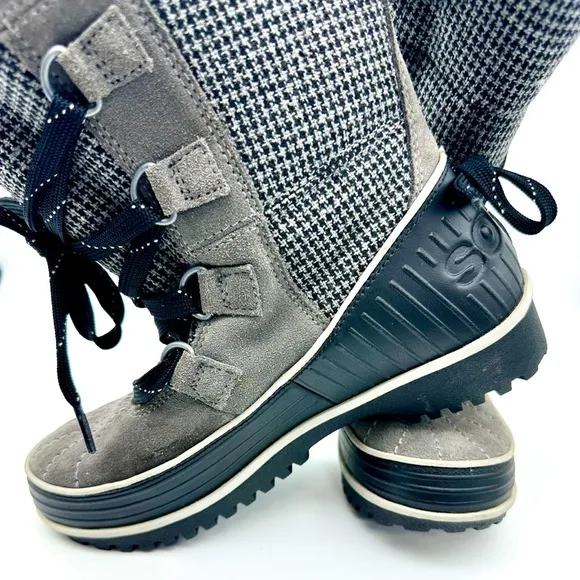 Sorel Women’s Tivoli High II Snow Boots in Grey Houndstooth US Size 6