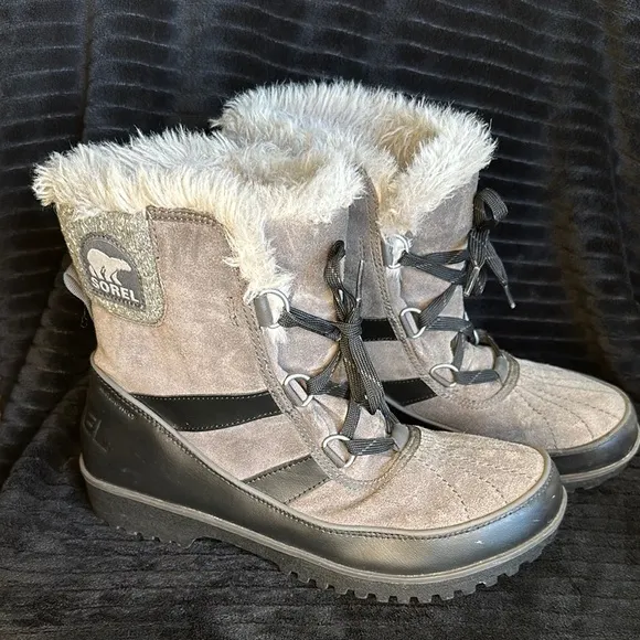Sorel Women's Tivoli II Gray Winter Boots Size 10.5 EUC Retails $150