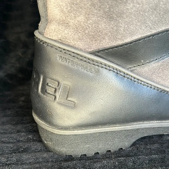 Sorel Women's Tivoli II Gray Winter Boots Size 10.5 EUC Retails $150