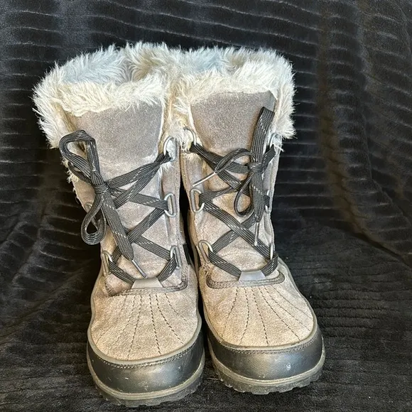 Sorel Women's Tivoli II Gray Winter Boots Size 10.5 EUC Retails $150
