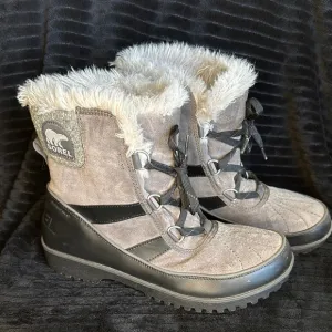 Sorel Women's Tivoli II Gray Winter Boots Size 10.5 EUC Retails $150