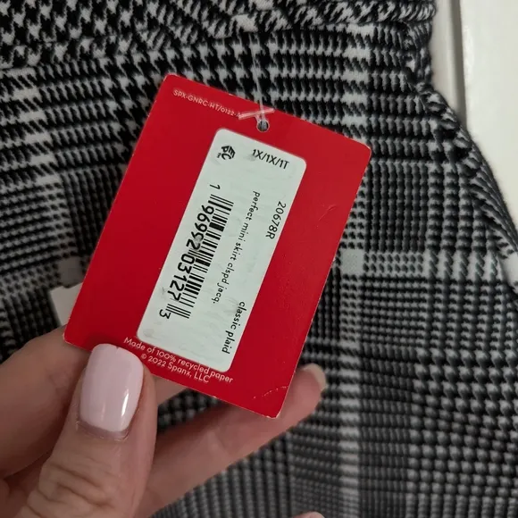 Spanx Black and White Plaid Skirt With Built In Shorts Size 1X