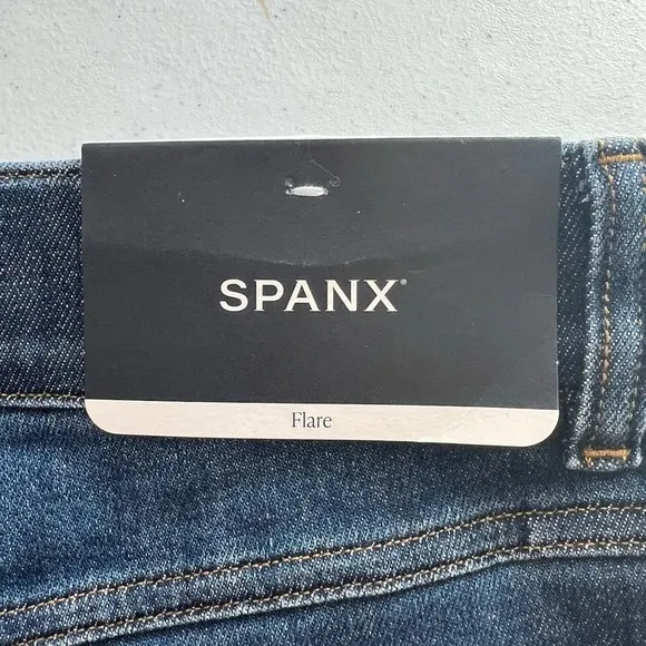 SPANX SPANXshape EveryWear Flare Jeans Authentic Blue Size XL NEW