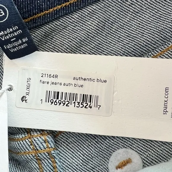 SPANX SPANXshape EveryWear Flare Jeans Authentic Blue Size XL NEW