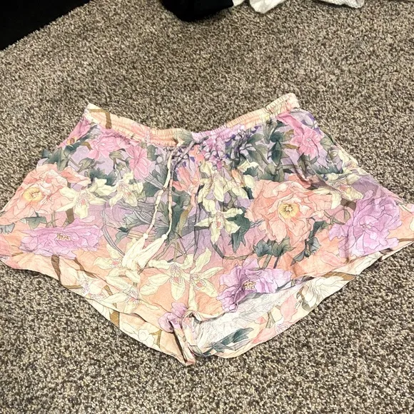Spell Lily flutter shorts size L