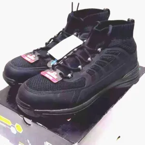 Steel Toe Boots . Size: 10 . Slip Resistant . Breathable Knit . Comfort Insole