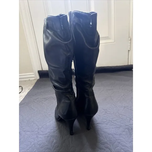 Steve Madden Black Tribune Vintage Leather Slouchy Boots Almond Toe SZ 10M Sexy