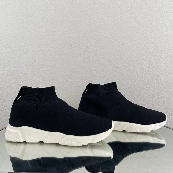 STEVE MADDEN Black White Stretch Knit Taffey High Top Sock Jogger Sneakers