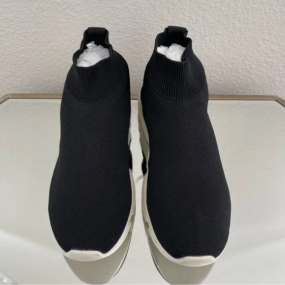 STEVE MADDEN Black White Stretch Knit Taffey High Top Sock Jogger Sneakers