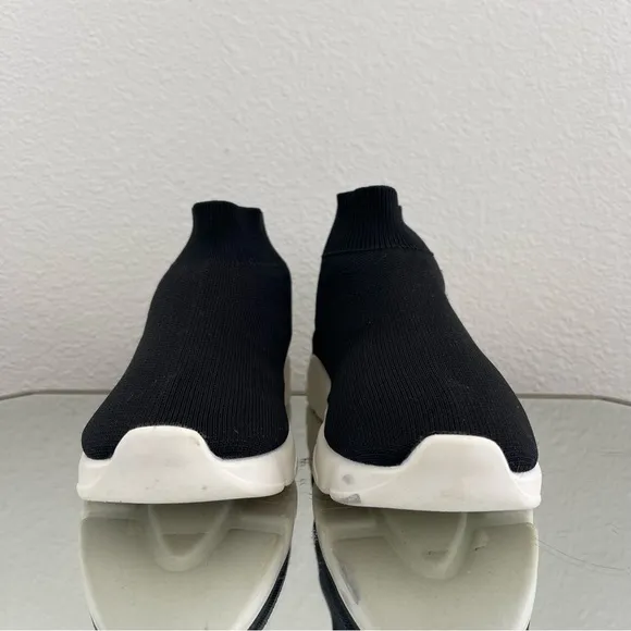 STEVE MADDEN Black White Stretch Knit Taffey High Top Sock Jogger Sneakers