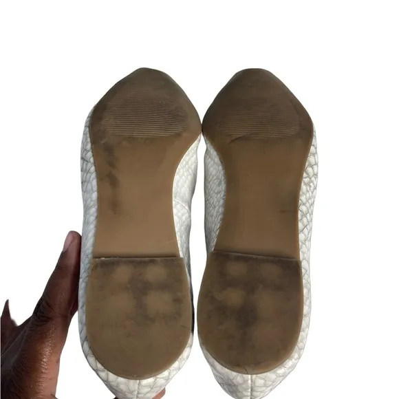 Steve Madden Gemmy faux snake mule flats. White/gray colorway. Women size 8.5