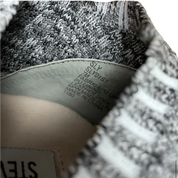 Steve Madden Sly Knit Sneakers
