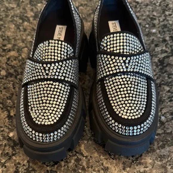 Steve Madden trifecta Black Rhinestone embellished platform Loafers NWOT