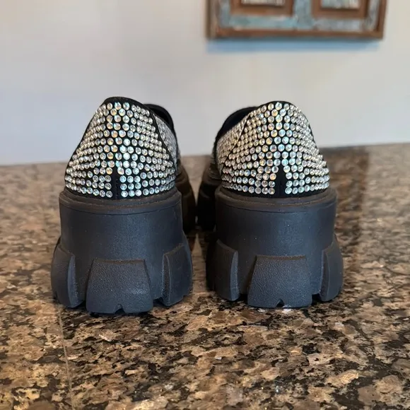 Steve Madden trifecta Black Rhinestone embellished platform Loafers NWOT