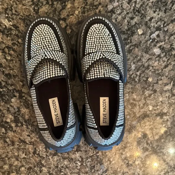 Steve Madden trifecta Black Rhinestone embellished platform Loafers NWOT