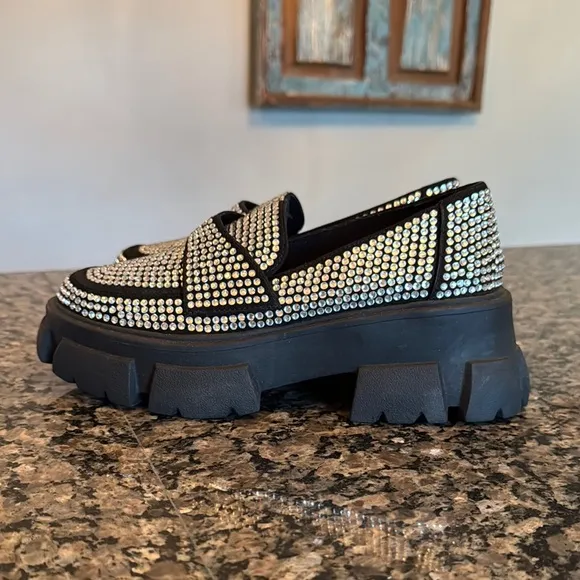 Steve Madden trifecta Black Rhinestone embellished platform Loafers NWOT