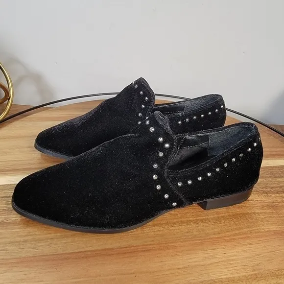 Steven Steve Madden Archie Loafers Black Velvet Studded Flats Size 6