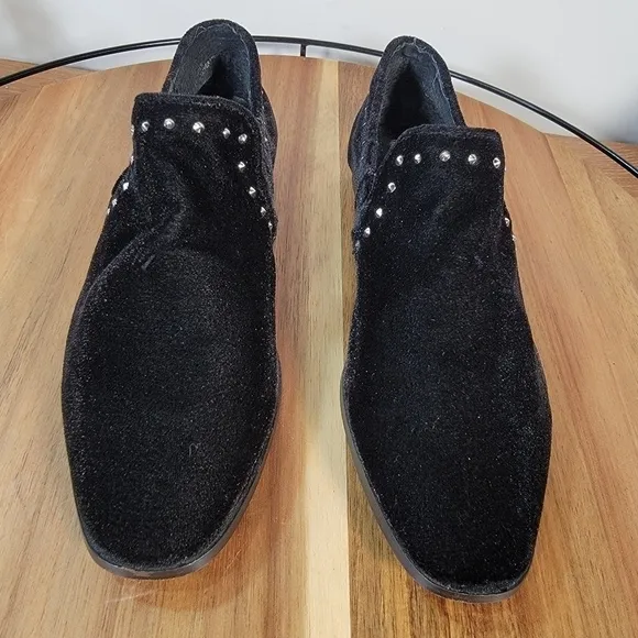 Steven Steve Madden Archie Loafers Black Velvet Studded Flats Size 6