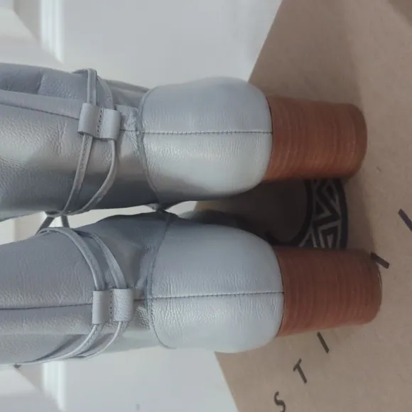 STIVALI  New York Awakening Leather Ankle Boots - Grey ~ NIB