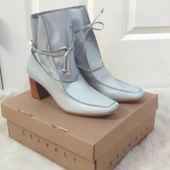 STIVALI  New York Awakening Leather Ankle Boots - Grey ~ NIB