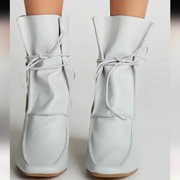 STIVALI  New York Awakening Leather Ankle Boots - Grey ~ NIB