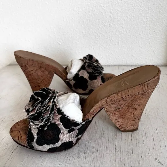 Stuart Weitzman animal print heeled slides size 8