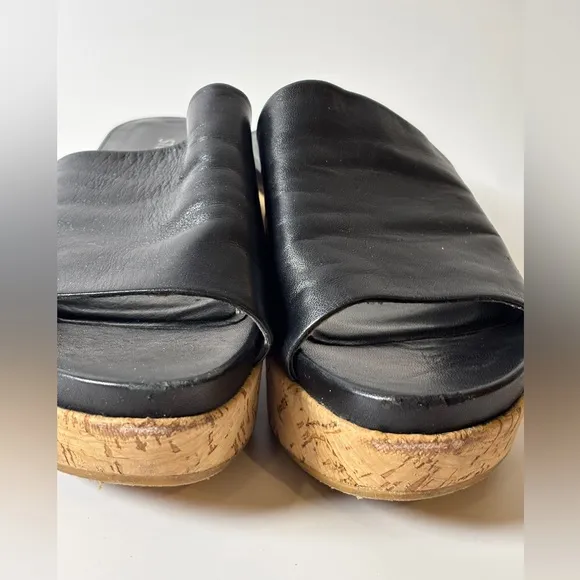 Stuart Weitzman Leather &amp; Cork Slides size 5.5