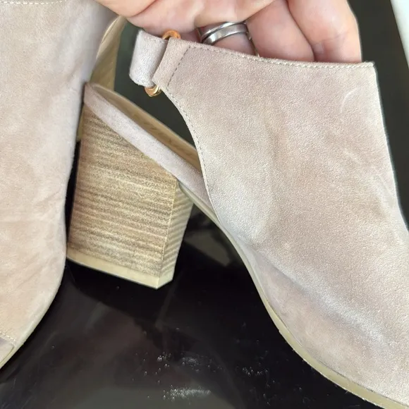 Stuart Weitzman Midler Suede Heel Sandals Nude Blush Tan 7.5