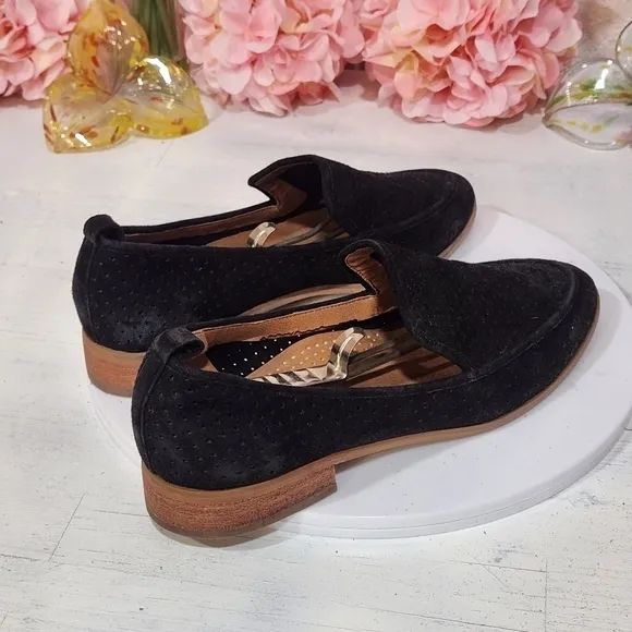 SUSINA Black Perforated Suede Leather Loafers Shoes Flats Size 9M