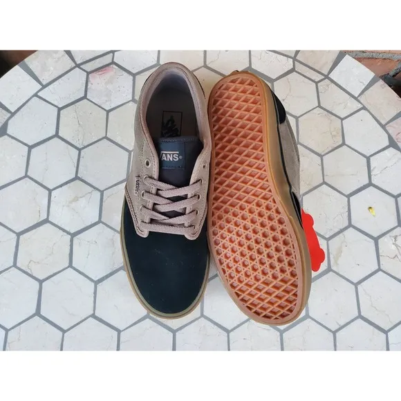 Sz 8.5 Vans Men's Atwood Suede Brown Black Gum Skate Casual Shoes Rare