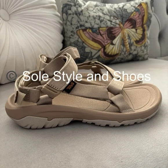 Teva Hurricane XLT2 Sandals Sesame 9