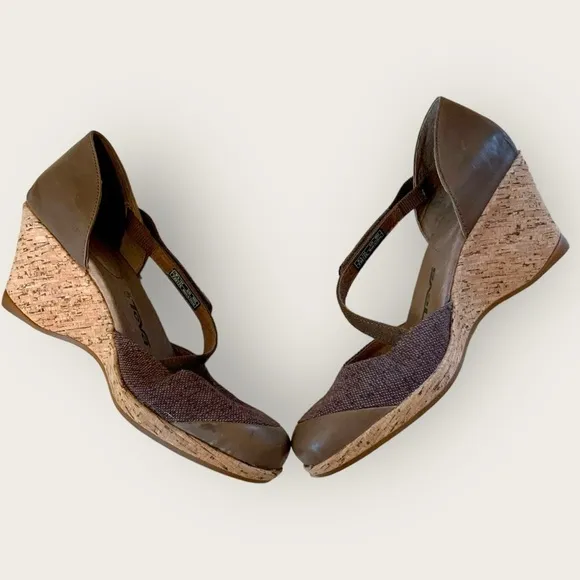 Teva Riviera Mary Jane Cork 3 inch High Heeled Closed Toe Brown Sandals Size 10