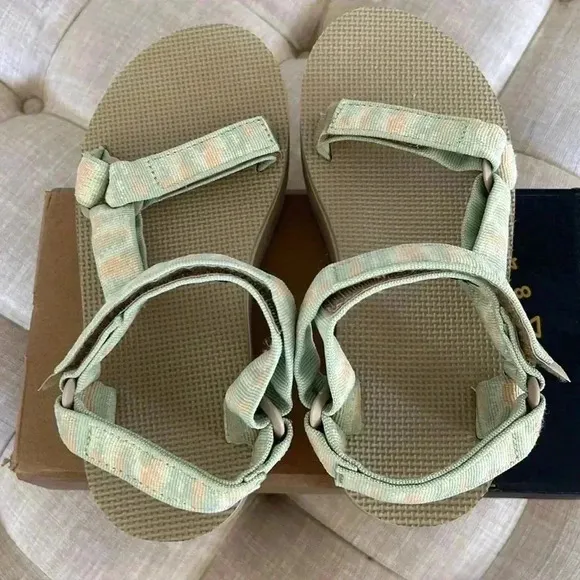 Teva Women’s Platform Sandals iridescence rutabaga 7