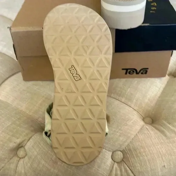 Teva Women’s Platform Sandals iridescence rutabaga 7