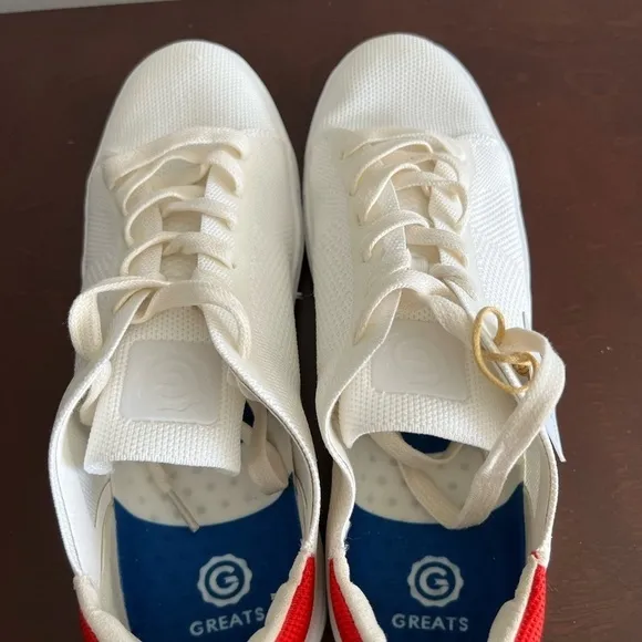 The Greats Royal Knit Sneakers White Red Men’s Size 7/ Women’s 8.5
