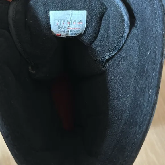The North Face | Youth Thermoball Utility Boots | Sz 3 | Color Black