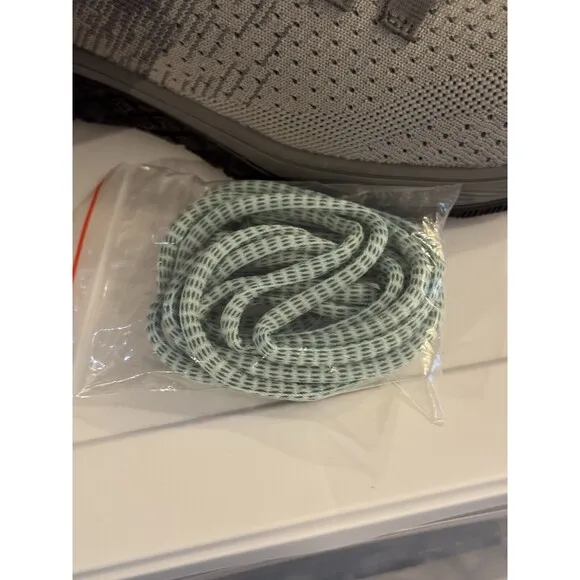Thorogood Women’s Work Sneakers Sz. 6.5 AST Low Composite Toe Safety Work NWT