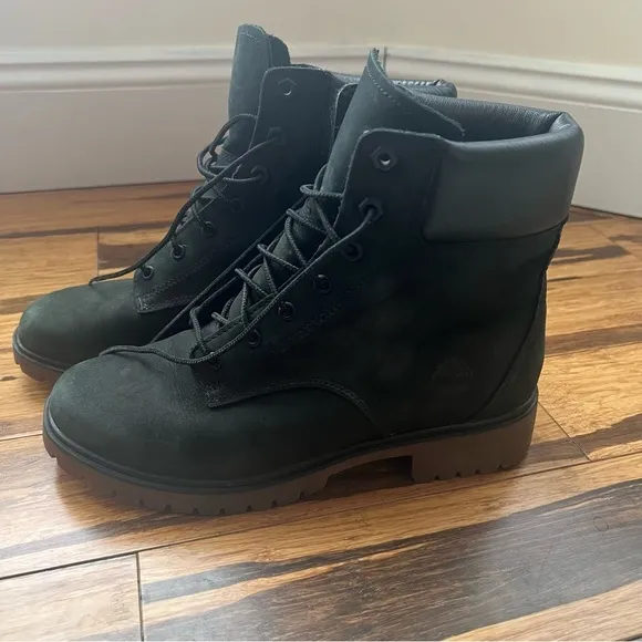 Timberland Women’s Black Leather Nubuck Lace-Up Boots – Size 8 Rugged &amp; Stylish