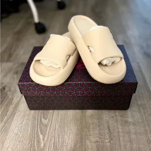Tory Burch Eva Shower Slide - French Pearl