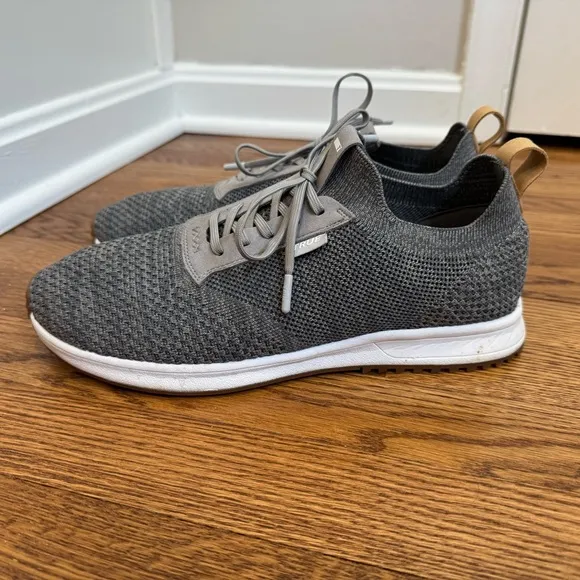 True Linkswear All Day Knit II Gray spikeless golf shoes, size men’s 10/ w 11.5