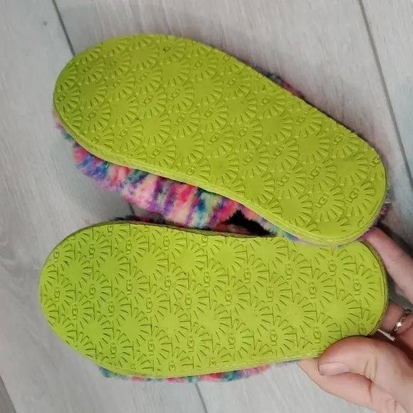 Ugg Australia Kids Girls Fluff Yeah Pixelate Flats Sandals Slippers sz 12