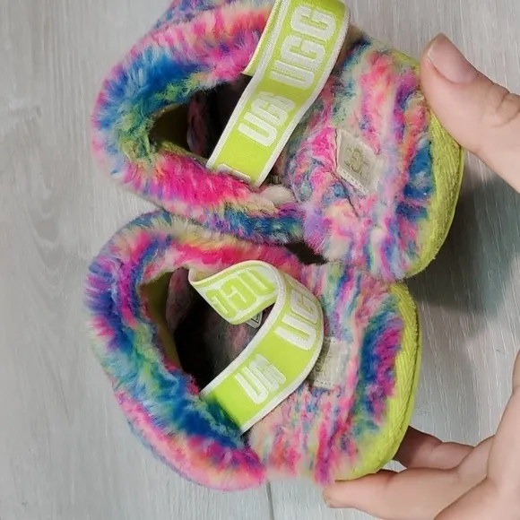 Ugg Australia Kids Girls Fluff Yeah Pixelate Flats Sandals Slippers sz 12