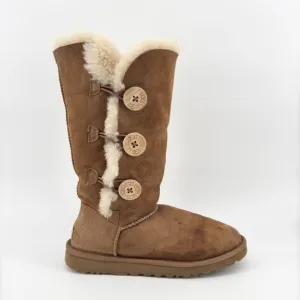 UGG Bailey Button Triplet II Boots Chestnut Suede Shearling Lined Womens Size 6