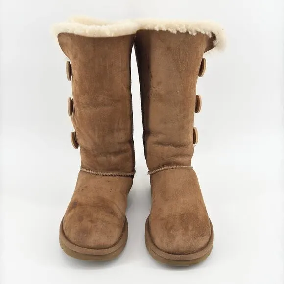 UGG Bailey Button Triplet II Boots Chestnut Suede Shearling Lined Womens Size 6