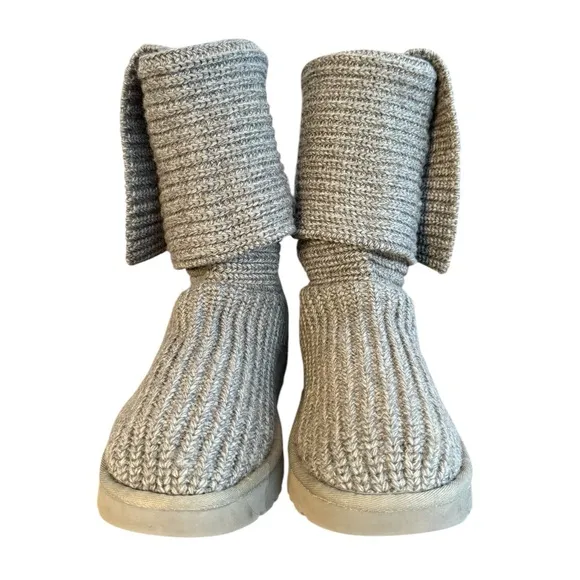 UGG Classic Cardy Australia Gray Knit Style Fold Down Boots Women’s Size 8